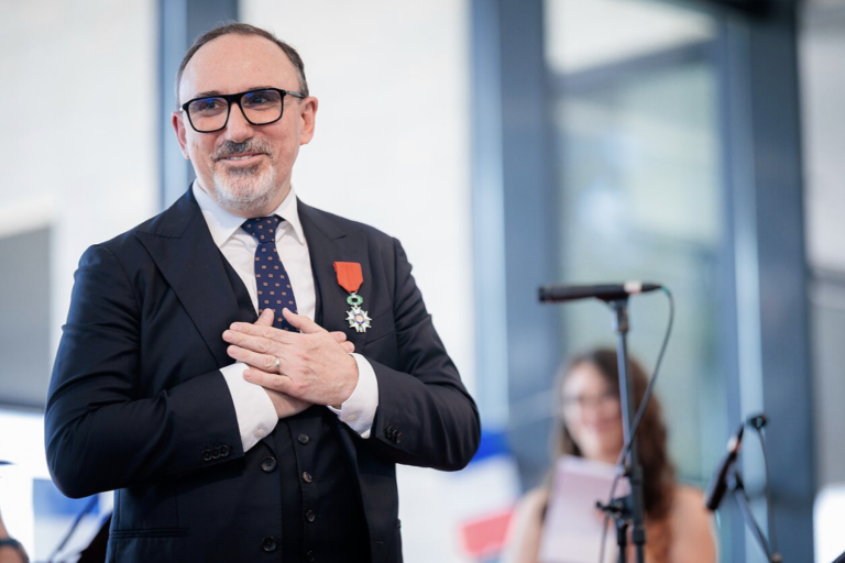 Director General of the LNMA Arūnas Gelūnas receives the Knight’s Cross of the French National Order of the Legion of Honour